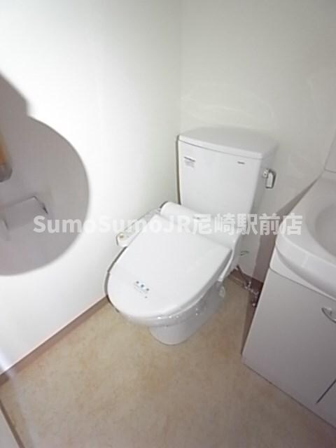 物件内観写真11　(使いやすいリビングです)