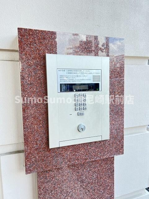 物件内観写真24　(外観は落ち着いています)