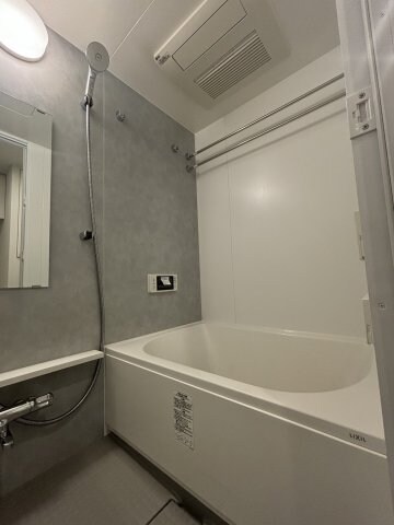 物件内観写真8　(日々の暮らしに欠かせないお風呂です)