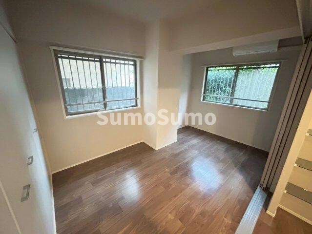 物件内観写真19　(ゆったりとしたリビングです)