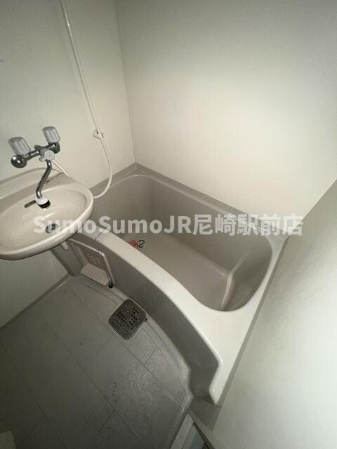 物件内観写真17　(ゆったり過ごせるお風呂です)