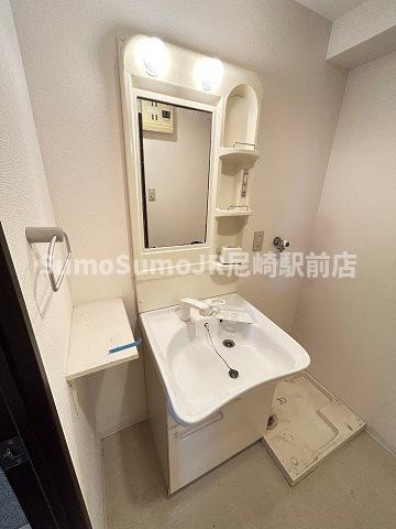 物件内観写真11　(独立洗面台です)