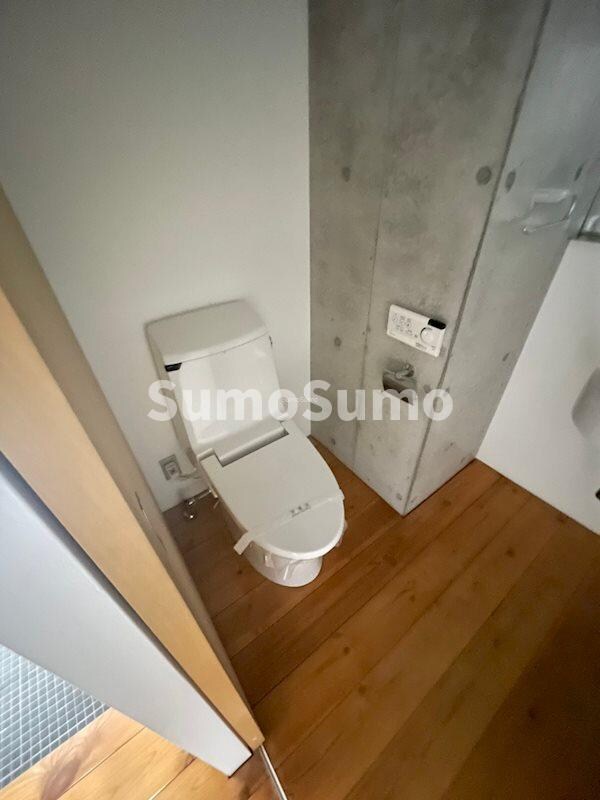 物件内観写真12　(トイレも気になるポイント)