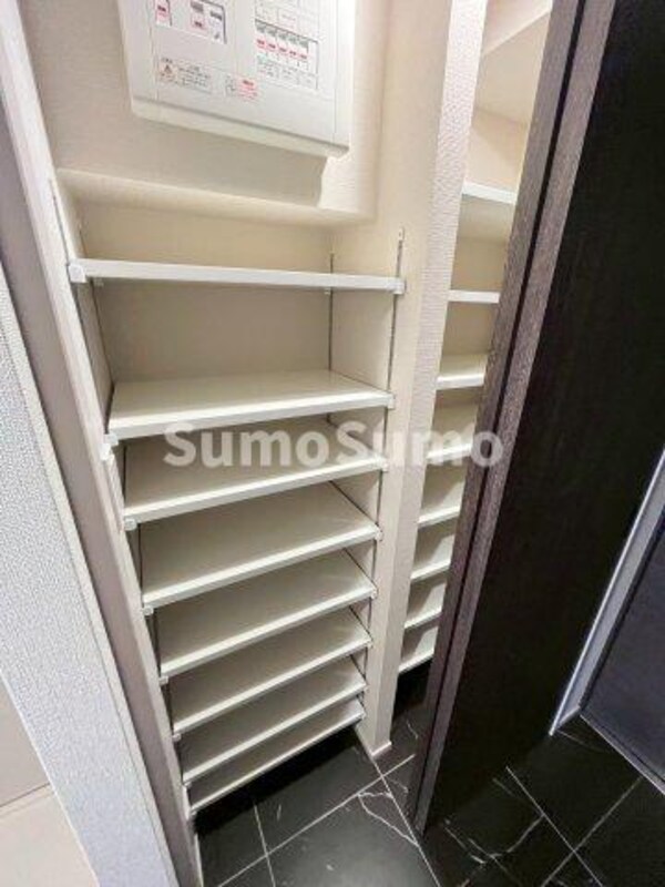 収納(収納のためのスペースです)