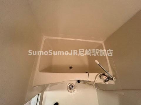 物件内観写真15　(落ち着いた空間のお風呂です)