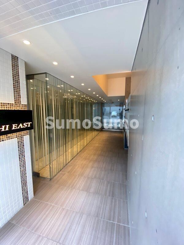 物件外観写真2　(建物の内部です)