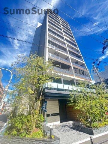 物件外観写真1　(落ち着いた雰囲気の外観です)