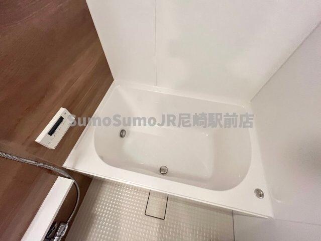 物件内観写真16　(日々の疲れを癒すお風呂付です)