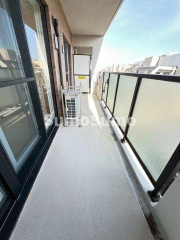 バルコニー(バルコニーがあります)