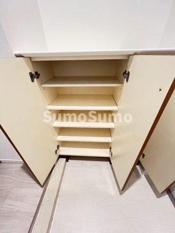 物件内観写真28　(こまごまとしたものを収納できそうですね)