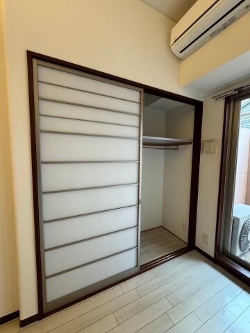 物件内観写真13　(ちょっとした収納スペースも充実しています)