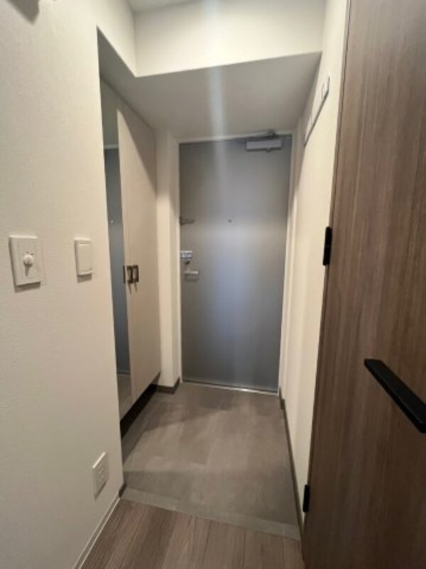 玄関(明るい玄関です)