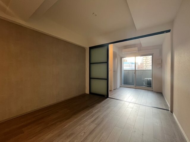 物件内観写真6　(居間です)