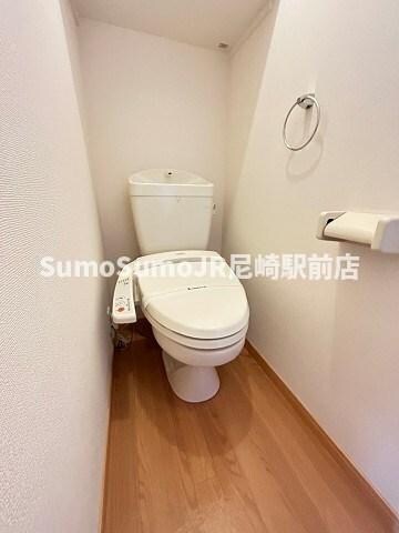 物件内観写真11　(落ち着いたトイレです)