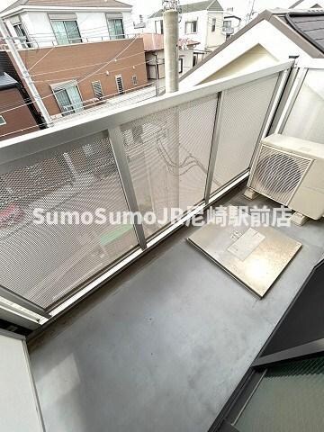 物件内観写真12　(バルコニーがあります)