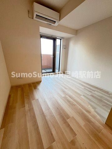 物件内観写真7　(居間です)