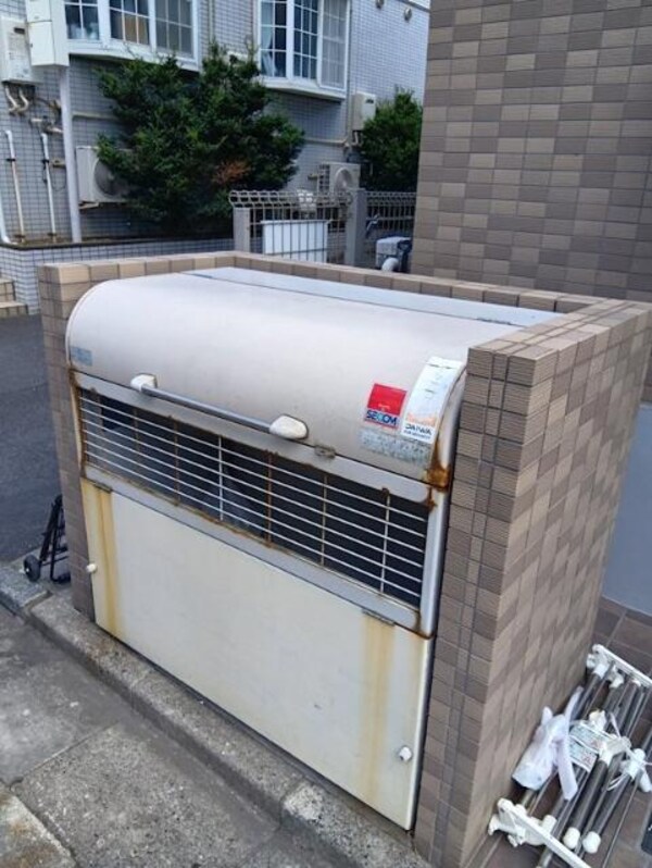 建物設備(ゴミ捨て場 )