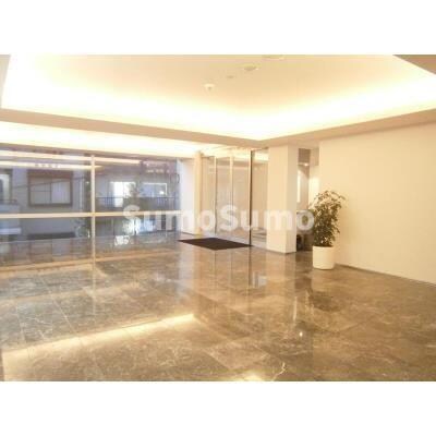 物件外観写真4　(建物の内部です)