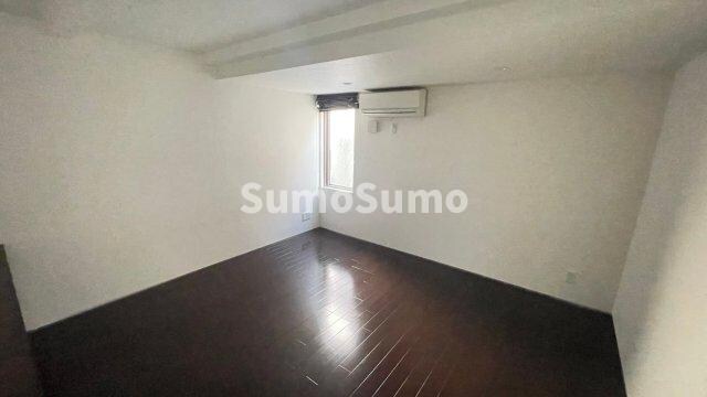 物件内観写真15　(ゆったりした洋室です)