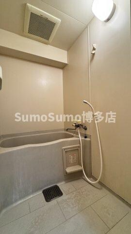 物件内観写真12　(きれいなお風呂です)