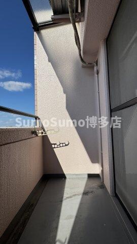 物件内観写真15　(暖かな日差しのふりそそぐバルコニー)