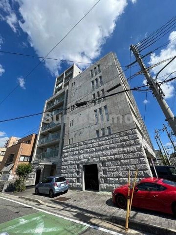 エントランス(外観もきれいです)
