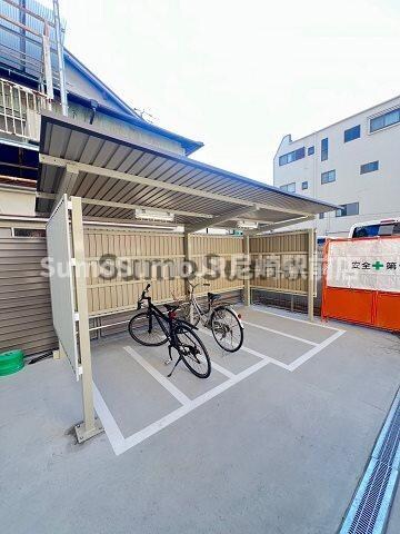 物件外観写真4　(外観は落ち着いています)