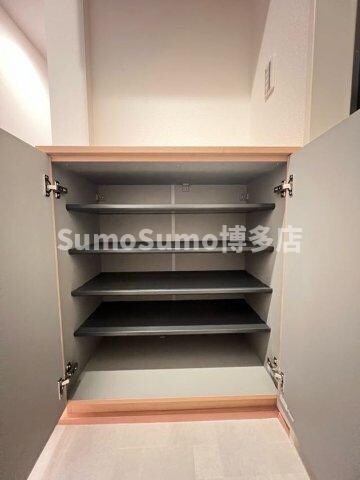 物件内観写真7　(大きなものも収納できそうです)