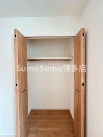 物件内観写真12　(収納スペース豊富です)