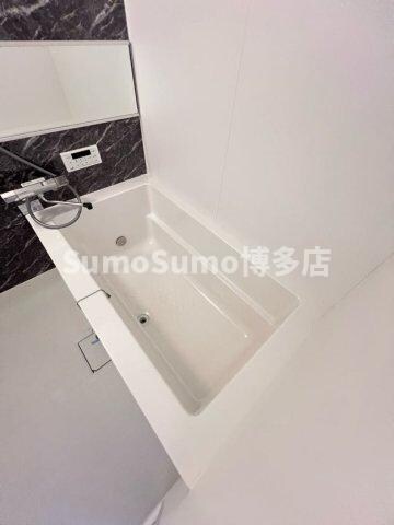 物件内観写真28　(落ち着いた空間のお風呂です)