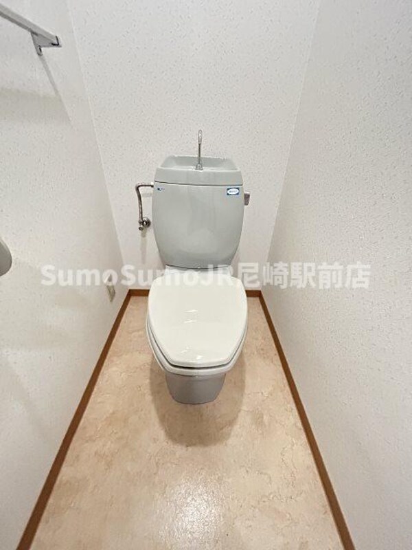 トイレ(ゆったりとした空間のトイレです)