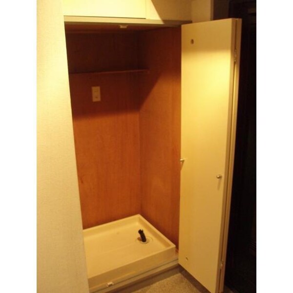 建物設備(洗濯機置き場 )