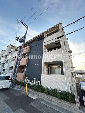 物件外観写真1　(外観も気になるポイント)