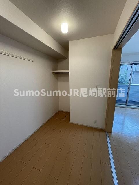 物件内観写真27　(ゆったりとしたリビングです)