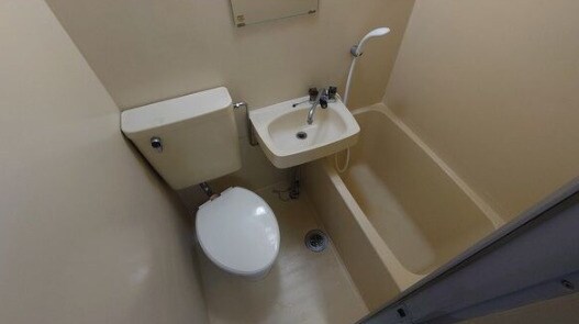 物件内観写真8　(コンパクトで使いやすいお風呂です)