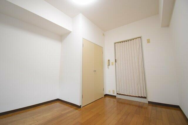 物件内観写真3　( )