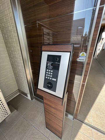 物件外観写真2　(外観もきれいです)