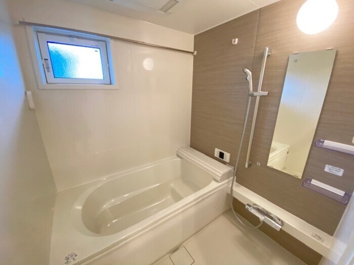 物件内観写真6　(お風呂です)