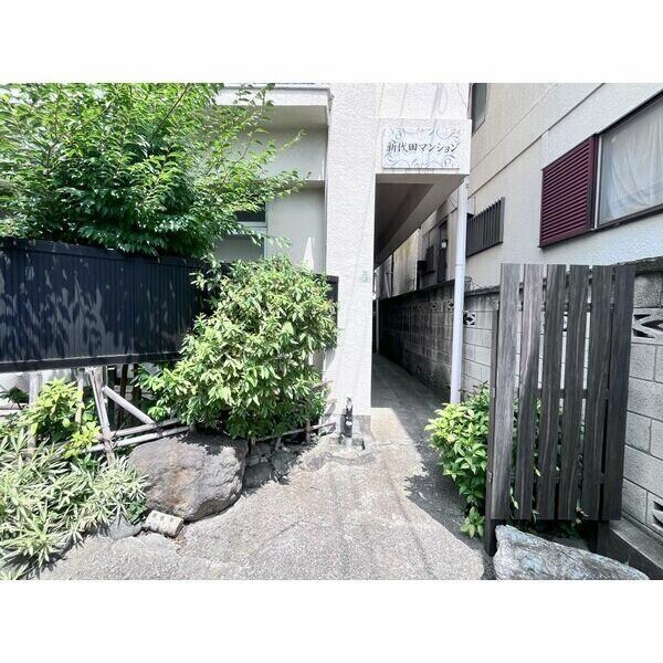 エントランス( )