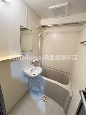 物件内観写真12　(ゆったり過ごせるお風呂です)