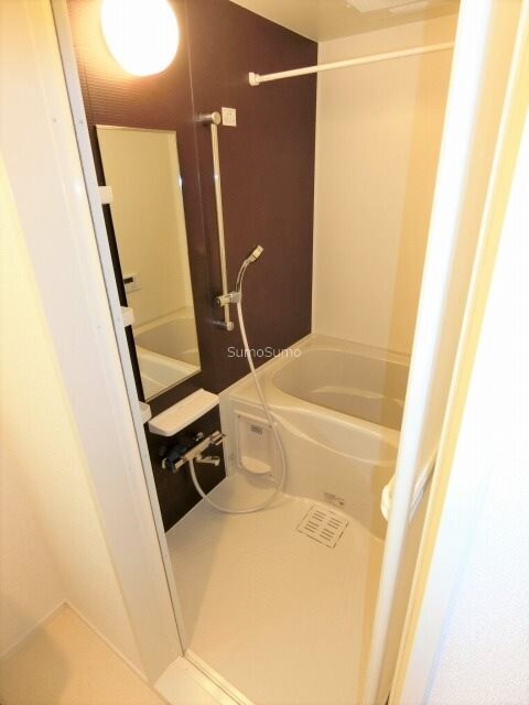 物件内観写真6　(ゆったり過ごせるお風呂です)