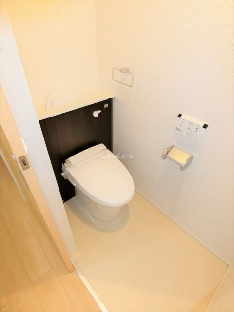 物件内観写真8　(トイレもきれいです)