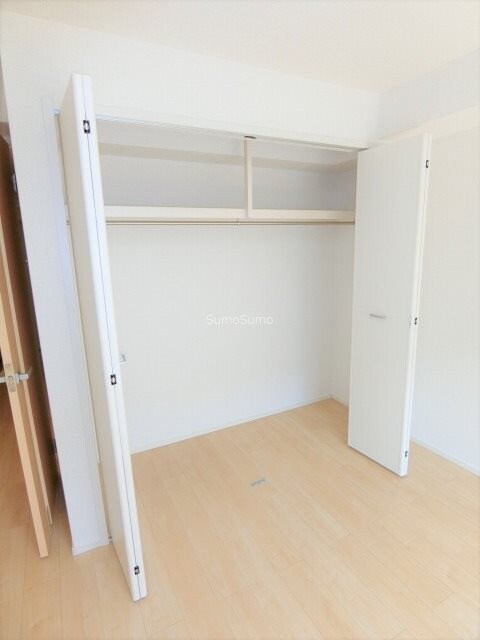 物件内観写真10　(収納があります)