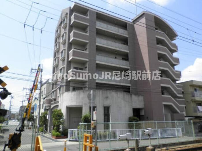 物件外観写真4　(きれいな外観です)