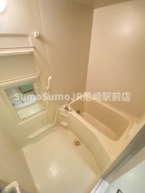 物件内観写真9　(きれいなお風呂です)