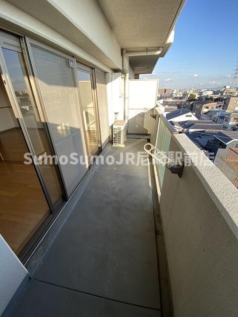 物件内観写真10　(陽当たり良好なバルコニーです)