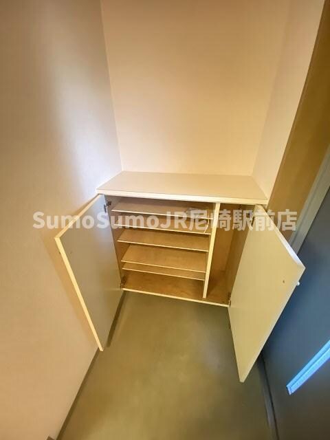物件内観写真21　(収納のためのスペースです)