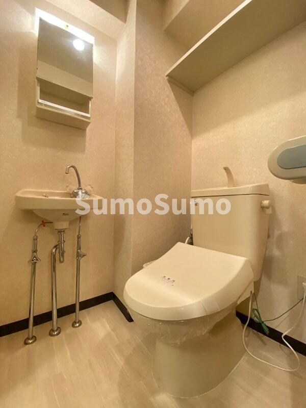 トイレ(ゆったりとした空間のトイレです)