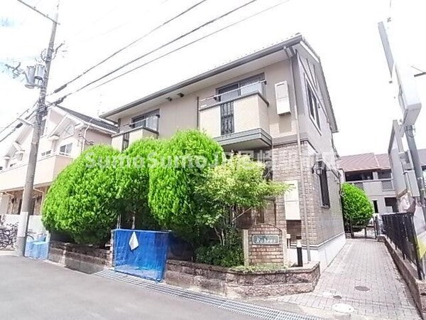 外観(落ち着いた雰囲気の外観です)