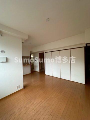 物件内観写真20　(ゆったり過ごせる居間です)